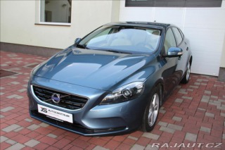 Volvo V40 1,6 D2 114PS  Kinetic 2012