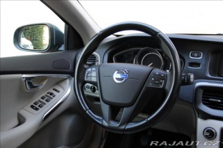Volvo V40 1,6 D2 114PS  Kinetic 2012