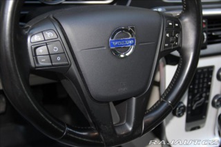 Volvo V40 1,6 D2 114PS  Kinetic 2012