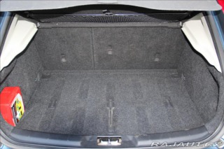 Volvo V40 1,6 D2 114PS  Kinetic 2012
