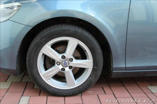 Volvo V40 1,6 D2 114PS  Kinetic 2012