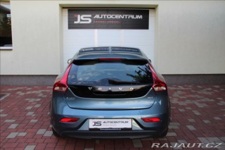 Volvo V40 1,6 D2 114PS  Kinetic 2012