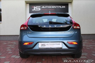 Volvo V40 1,6 D2 114PS  Kinetic 2012