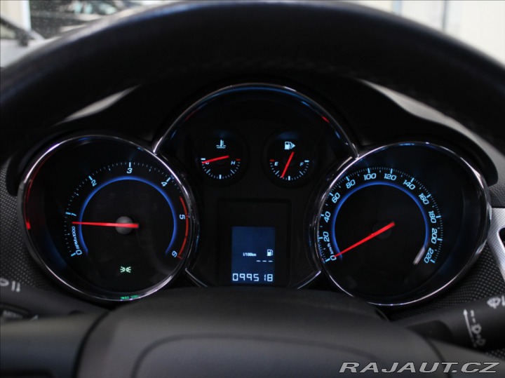 Chevrolet Cruze 2,0 D 120kW 1.maj.ČR 99 5 2012