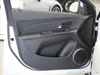 Chevrolet Cruze 2,0 D 120kW 1.maj.ČR 99 5 2012