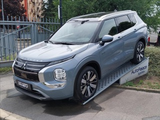 Mitsubishi Outlander 2.4 PHEV MY25  INSTYLE+