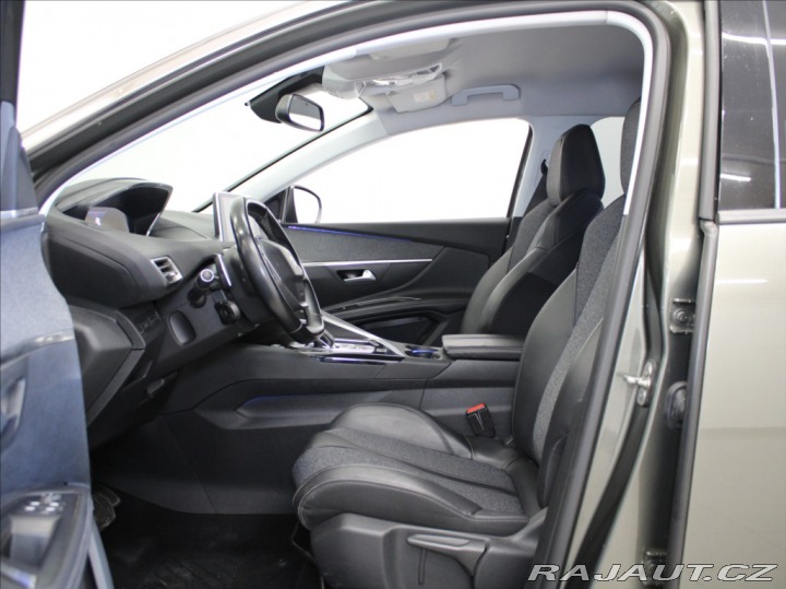 Peugeot 5008 1,5 HDI 96kW AT FOCAL Taž 2018