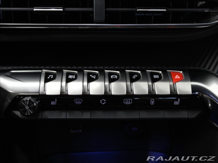 Peugeot 5008 1,5 HDi 96kW AT Allure 7 2024