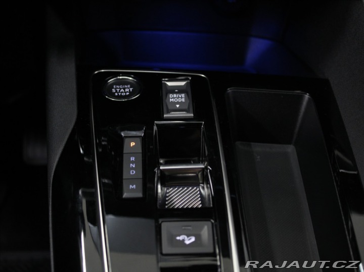 Peugeot 5008 1,5 HDi 96kW AT Allure 7 2024