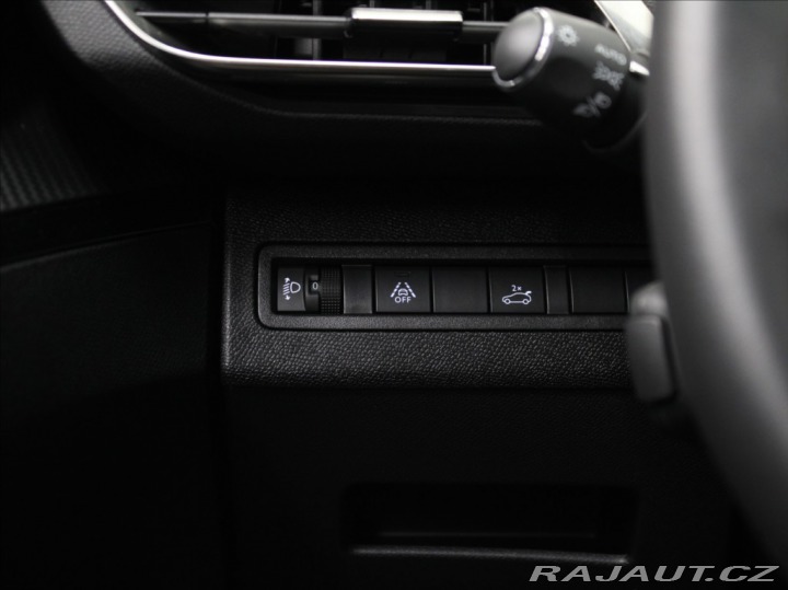 Peugeot 5008 1,5 HDi 96kW AT Allure 7 2024