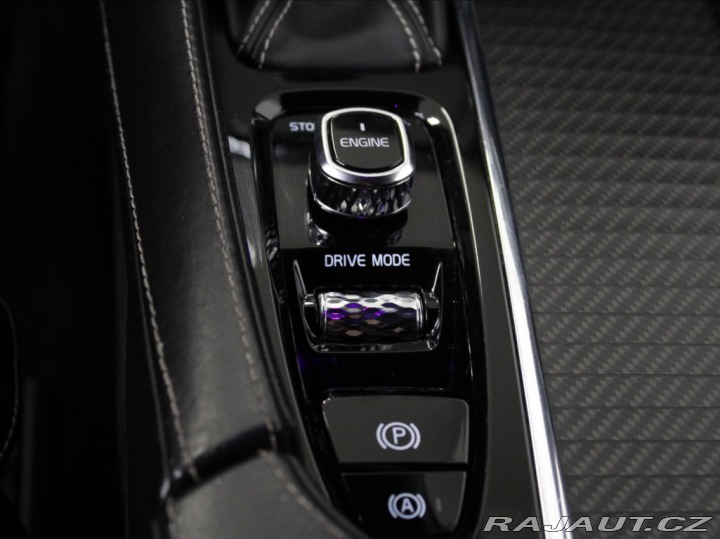 Volvo XC90 2,0 D5 173kW R-Design TAŽ 2016