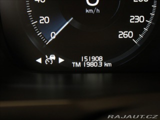 Volvo XC90 2,0 D5 173kW R-Design TAŽ 2016
