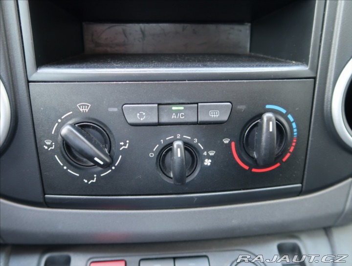 Peugeot Partner 1,6 HDi ČR 1 MAJITEL 2017