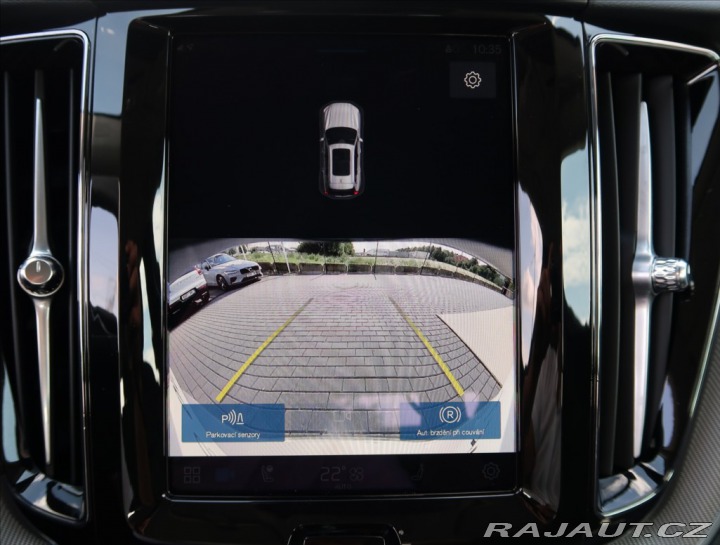 Volvo XC60 2,0 B5 AWD AUT Plus Dark 2024