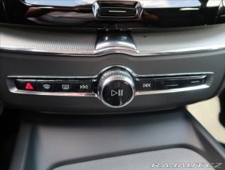 Volvo XC60 2,0 B5 AWD AUT Plus Dark 2024