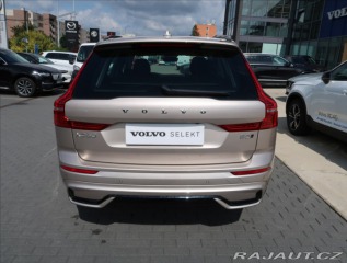 Volvo XC60 2,0 B5 AWD AUT Plus Dark 2024
