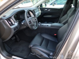 Volvo XC60 2,0 B5 AWD AUT Plus Dark 2024