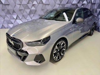 BMW 5 520d xDrive M-SPORT, BOWE