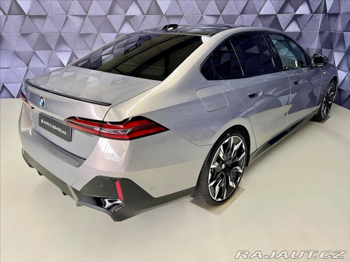 BMW 5 520d xDrive M-SPORT, BOWE 2023