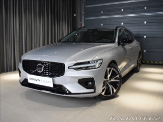 Volvo V60 2,0 B4 PLUS Dark,Bezklíč 2024