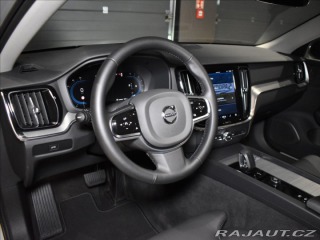 Volvo V60 2,0 B4 PLUS Dark,Bezklíč 2024