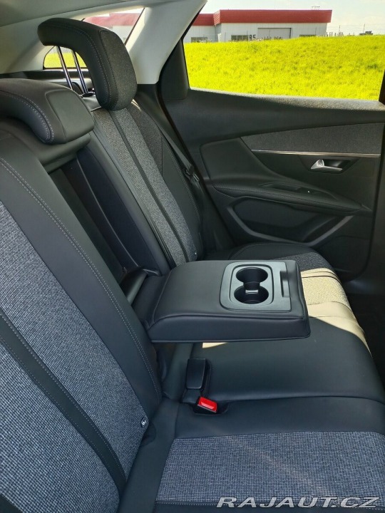 Peugeot 3008 1,2   Allure PureTech 1.2 2017