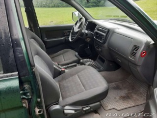 Mitsubishi L200 2,5 2005