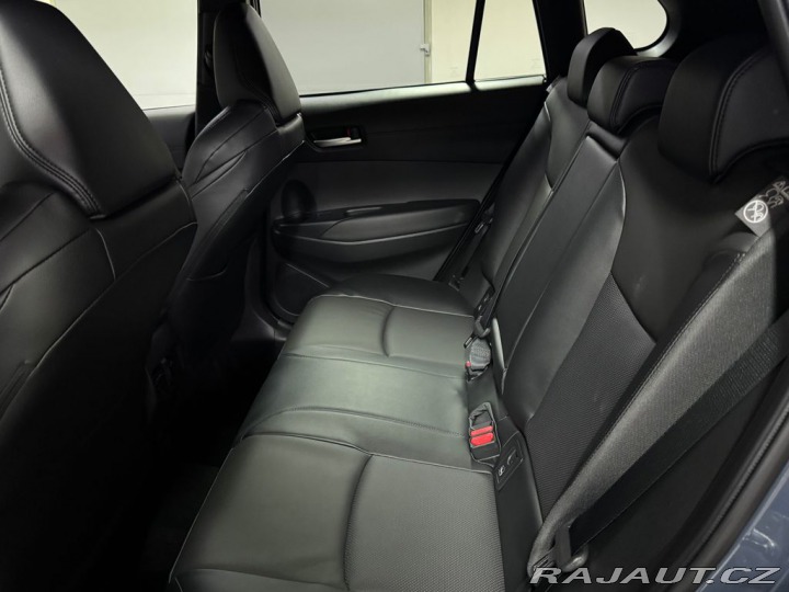 Toyota Corolla Cross 2.0, HEV, Executive, Skyv 2026