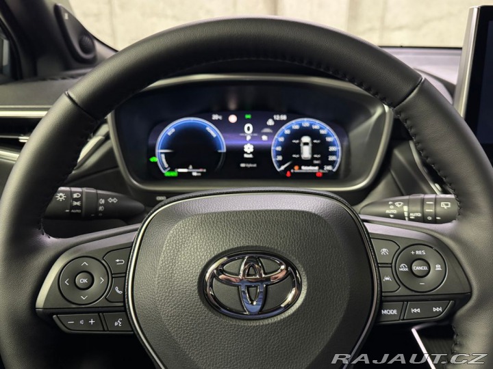 Toyota Corolla Cross 2.0, HEV, Executive, Skyv 2026