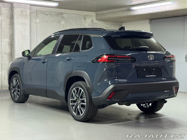 Toyota Corolla Cross 2.0, HEV, Executive, Skyv 2026