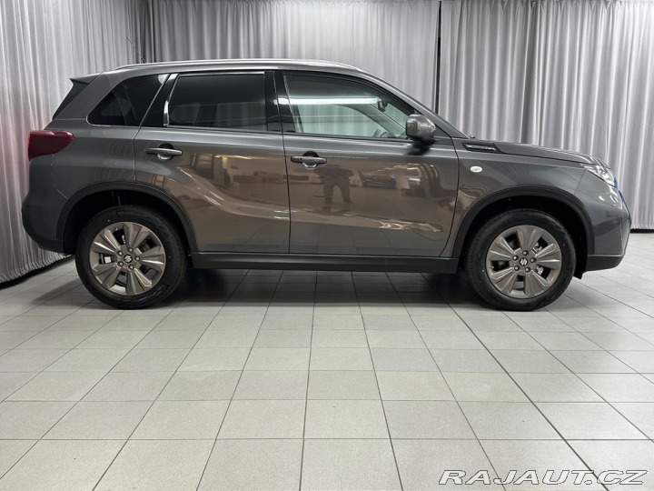 Suzuki Vitara 1,4 Premium 4x4. Zimní ko 2026
