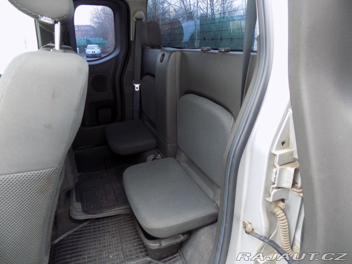 Nissan Navara 2.5DCI/4x4/klimatizace/ 2005