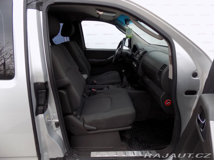 Nissan Navara 2.5DCI/4x4/klimatizace/ 2005