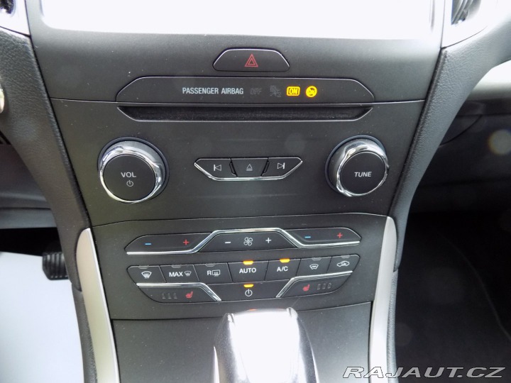 Ford S-MAX 2.0TDCi/Titanium/7.Míst/A 2017