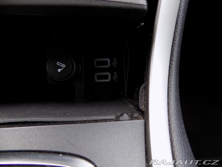 Ford S-MAX 2.0TDCi/Titanium/7.Míst/A 2017