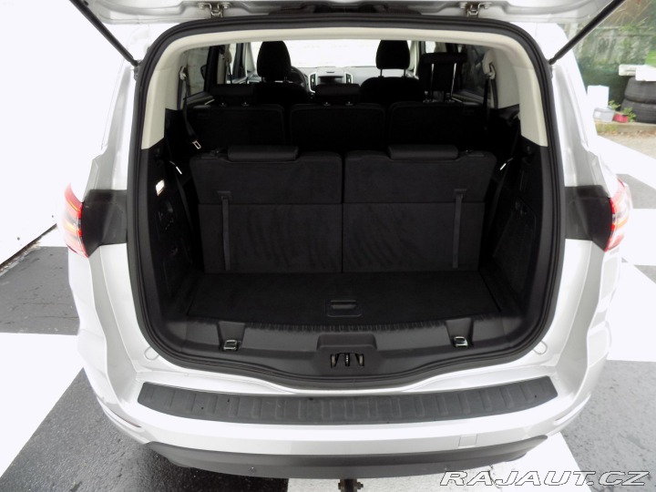 Ford S-MAX 2.0TDCi/Titanium/7.Míst/A 2017
