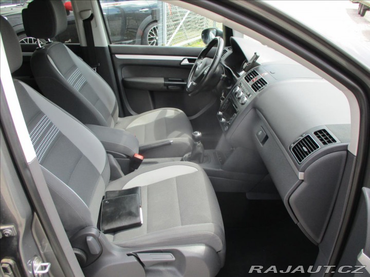 Volkswagen Touran 1,2 TSi 77kw LIFE, bez ko 2014