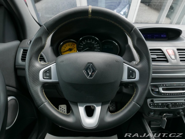 Renault Mégane RS Coupe 2,0i Turbo REZER 2011