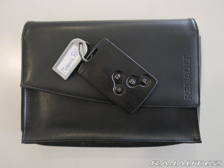 Renault Mégane RS Coupe 2,0i Turbo REZER 2011