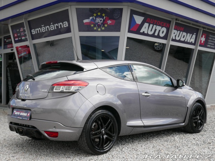 Renault Mégane RS Coupe 2,0i Turbo REZER 2011