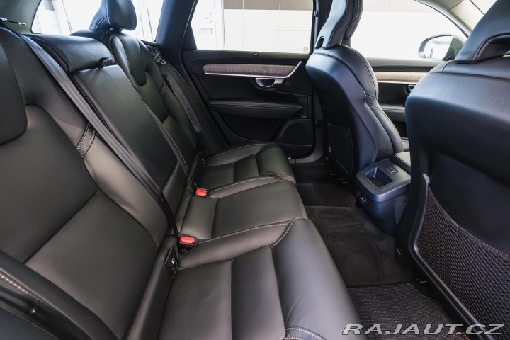 Volvo V90 CC B5 AWD PLUS, H&K, 2022