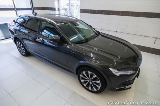Volvo V90 CC B5 AWD PLUS, H&K, 2022