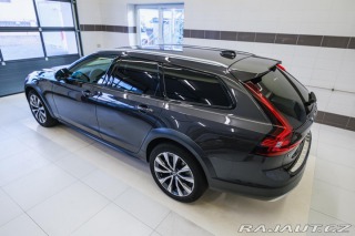 Volvo V90 CC B5 AWD PLUS, H&K, 2022