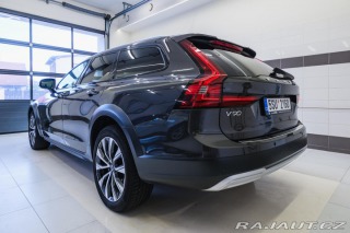 Volvo V90 CC B5 AWD PLUS, H&K, 2022