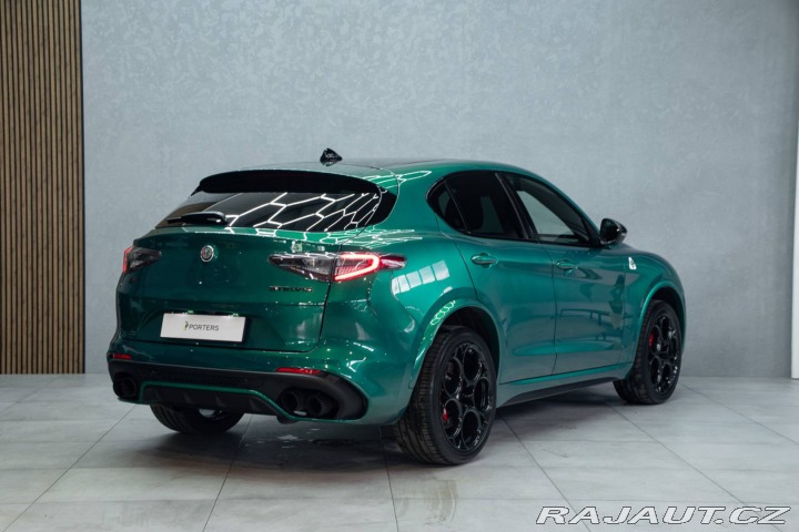 Alfa Romeo Stelvio 2.9 V6 Twin Turbo QV AWD 2023