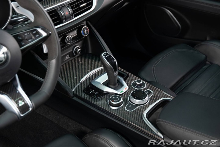 Alfa Romeo Stelvio 2.9 V6 Twin Turbo QV AWD 2023