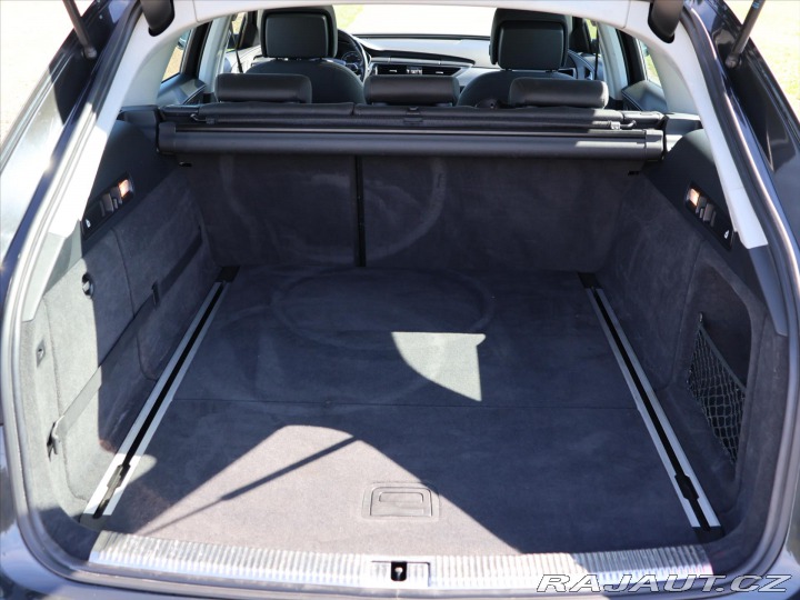 Audi A6 2,0 TDI 130kW Aut. Naviga 2012