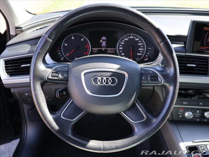 Audi A6 2,0 TDI 130kW Aut. Naviga 2012