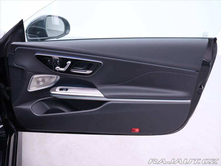 Mercedes-Benz CLE 2,0 300 4Matic AMG Premiu 2025