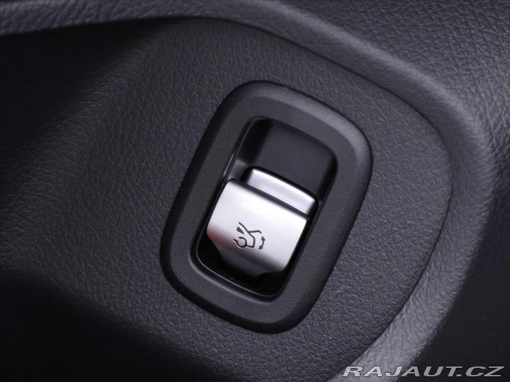 Mercedes-Benz CLE 2,0 300 4Matic AMG Premiu 2025